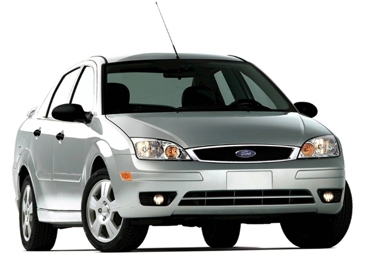 2005 Ford Focus ZX4 FWD