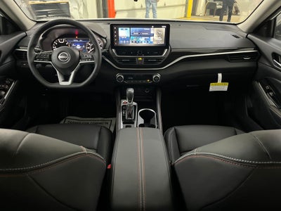 2025 Nissan Altima 2.5 SR