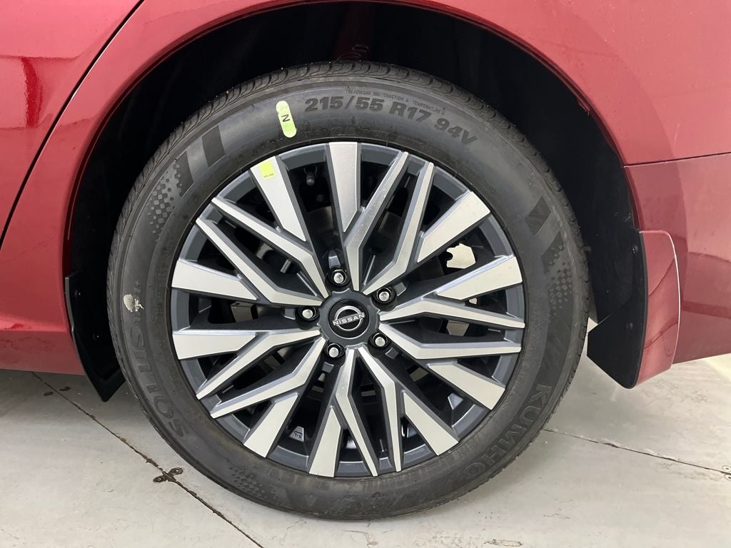 2025 Nissan Altima 2.5 SV