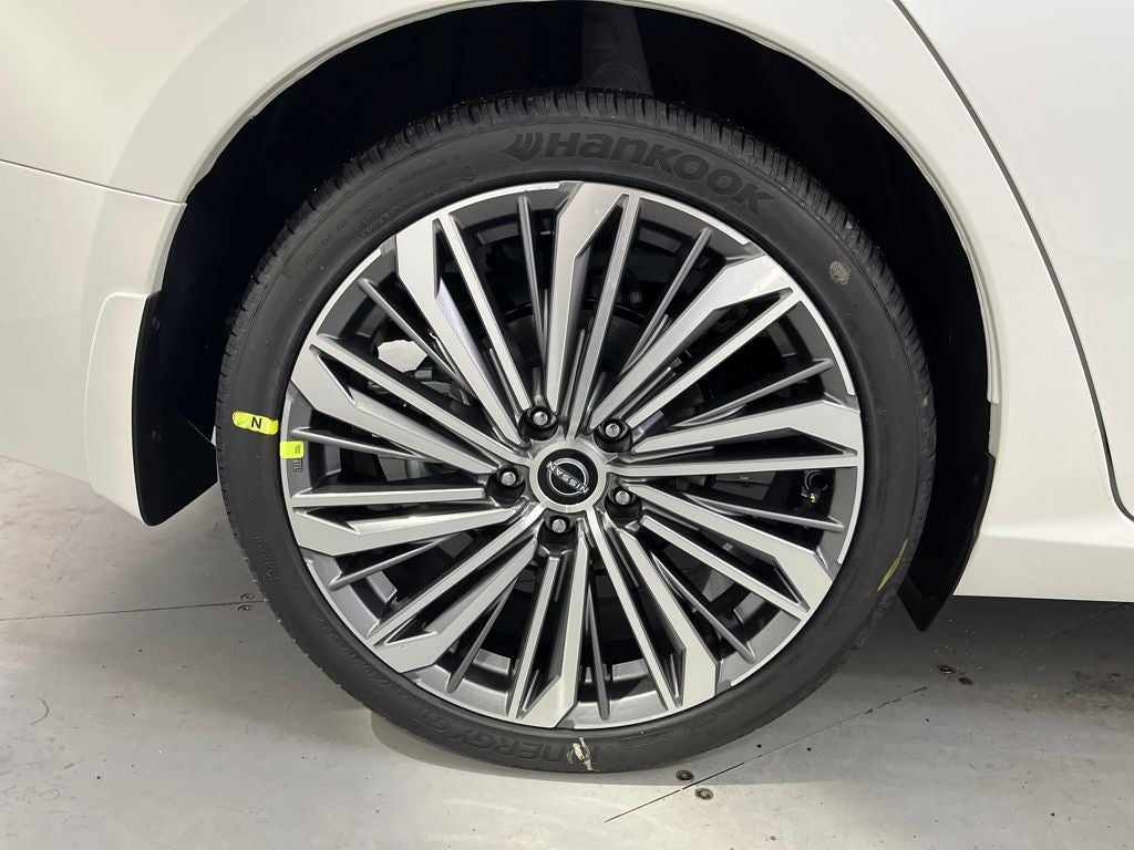 2025 Nissan Altima 2.5 SL