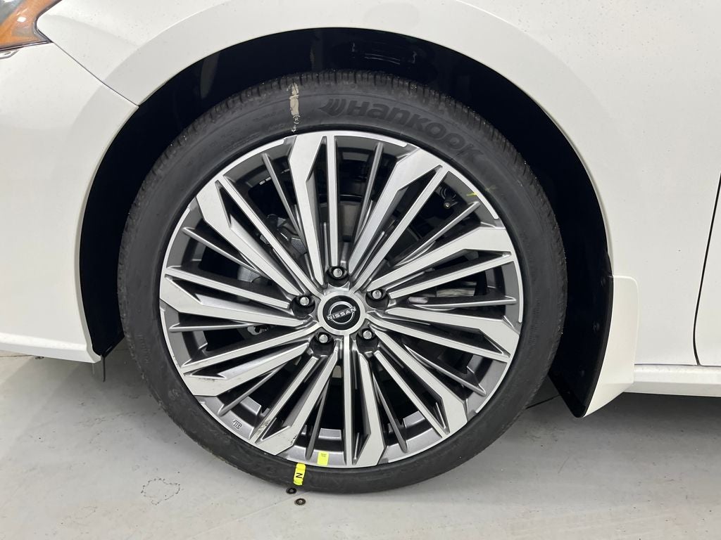 2025 Nissan Altima 2.5 SL