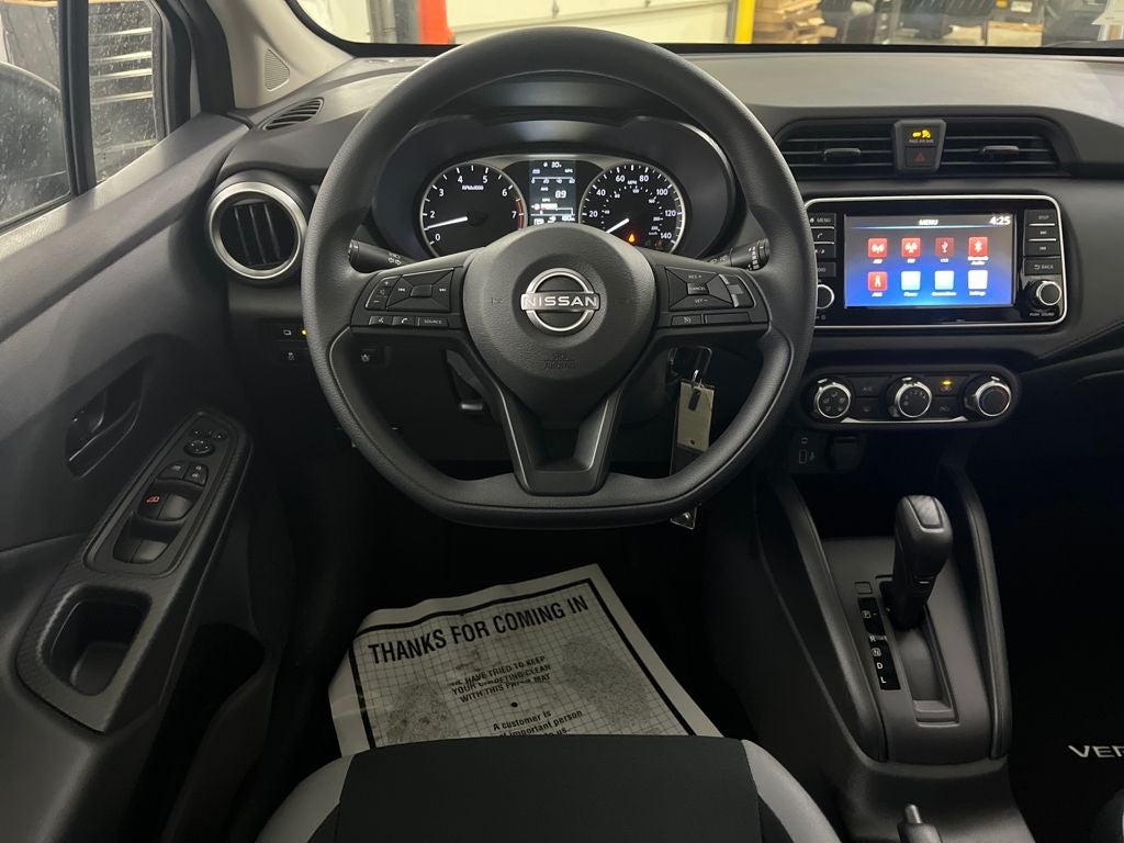 2025 Nissan Versa 1.6 S