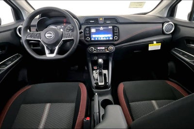2025 Nissan Versa 1.6 SR