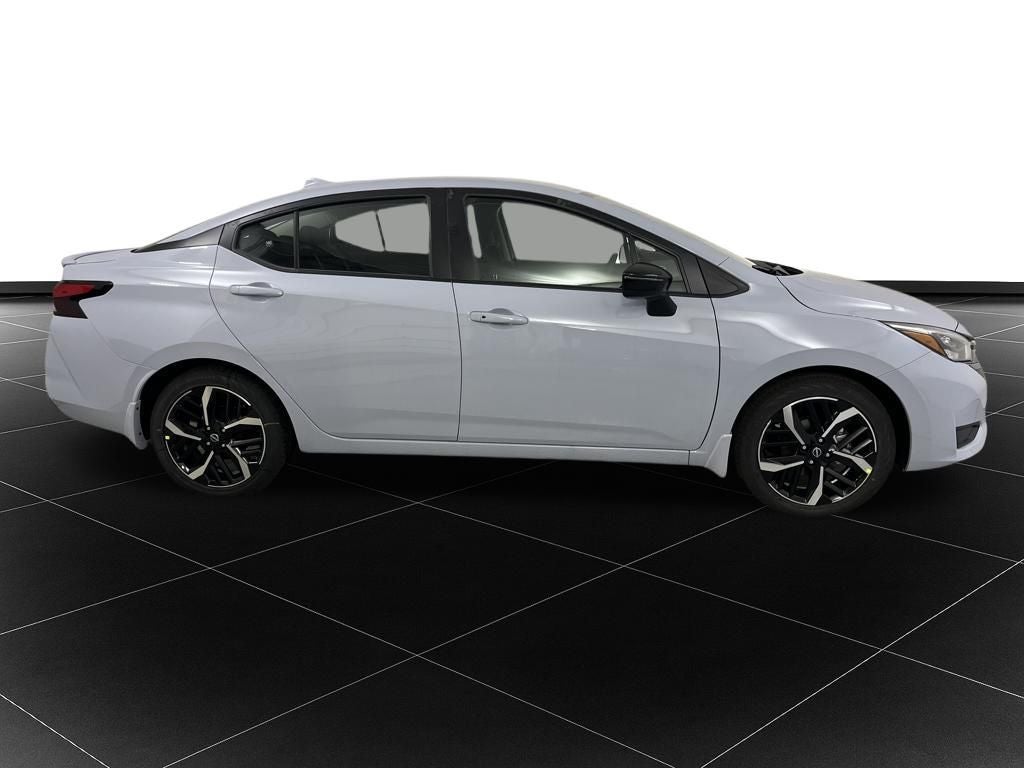 2025 Nissan Versa 1.6 SR