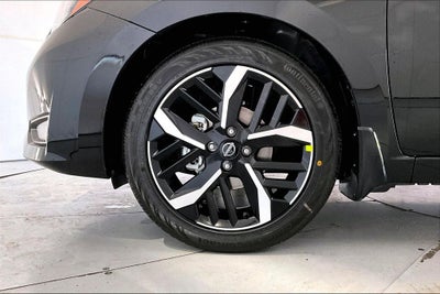 2025 Nissan Versa 1.6 SR