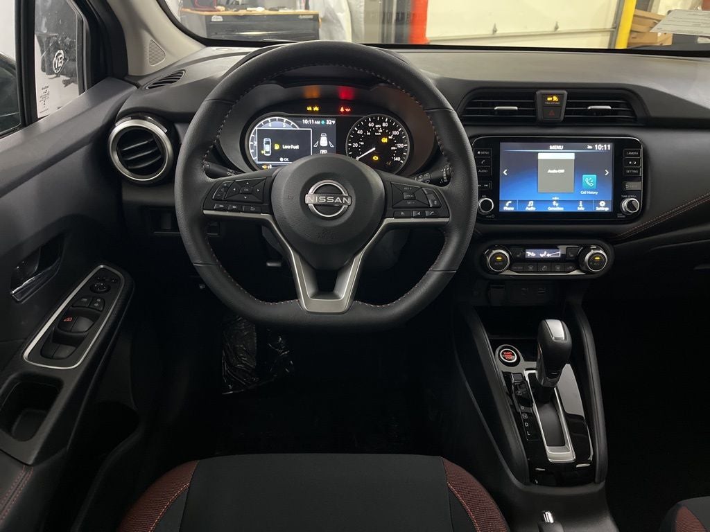 2025 Nissan Versa 1.6 SR
