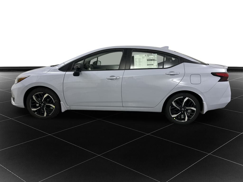 2025 Nissan Versa 1.6 SR