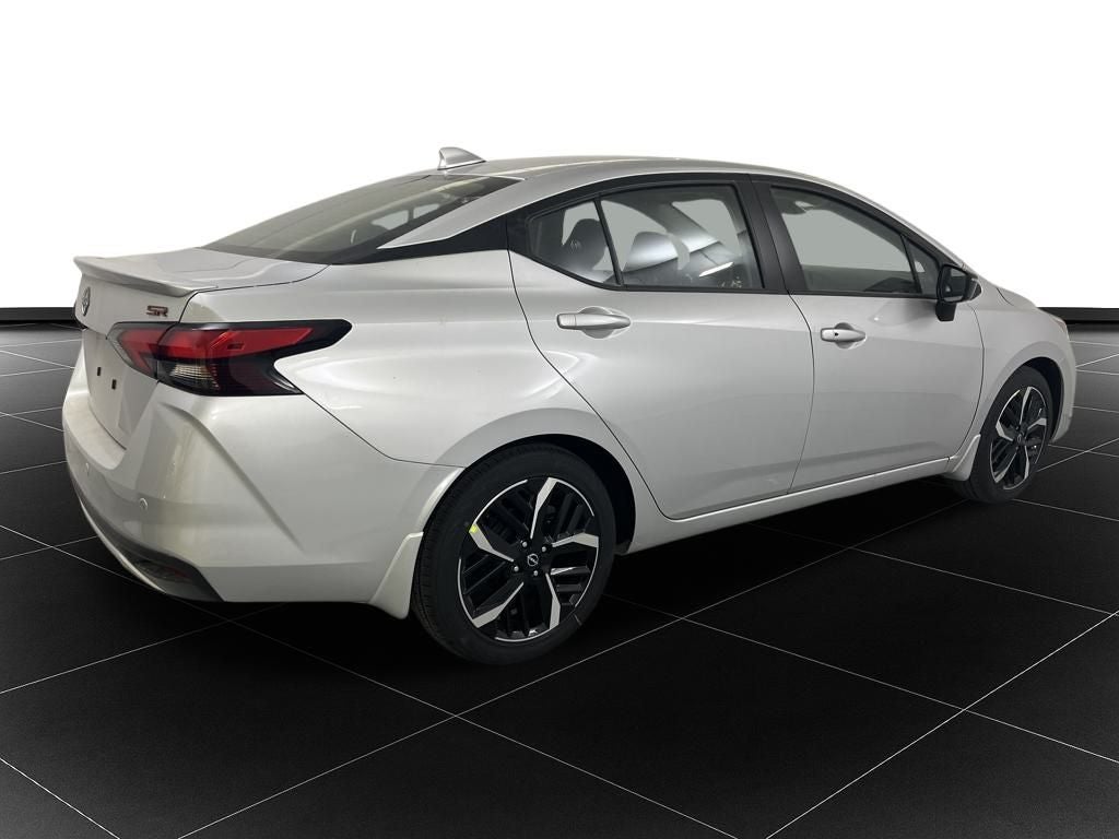 2025 Nissan Versa 1.6 SR