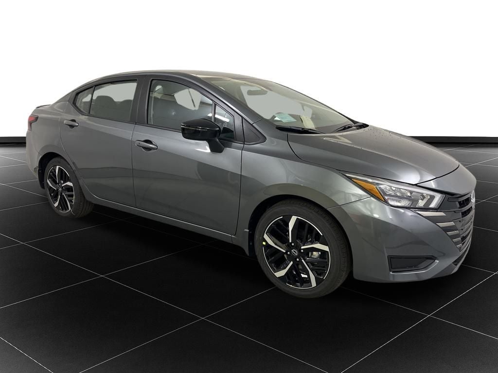 2025 Nissan Versa 1.6 SR
