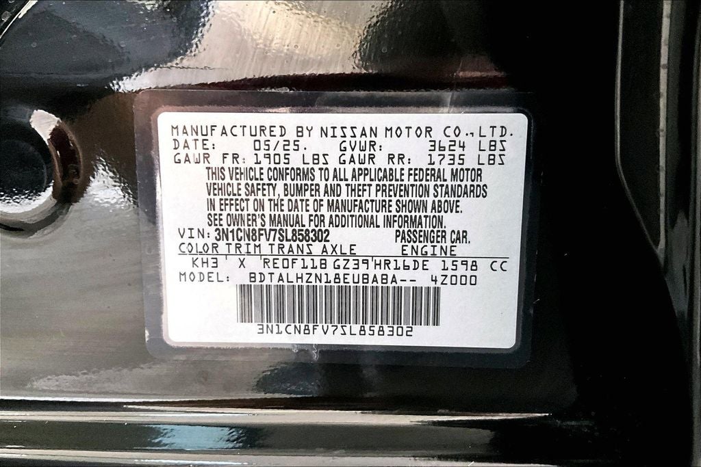 2025 Nissan Versa 1.6 SR