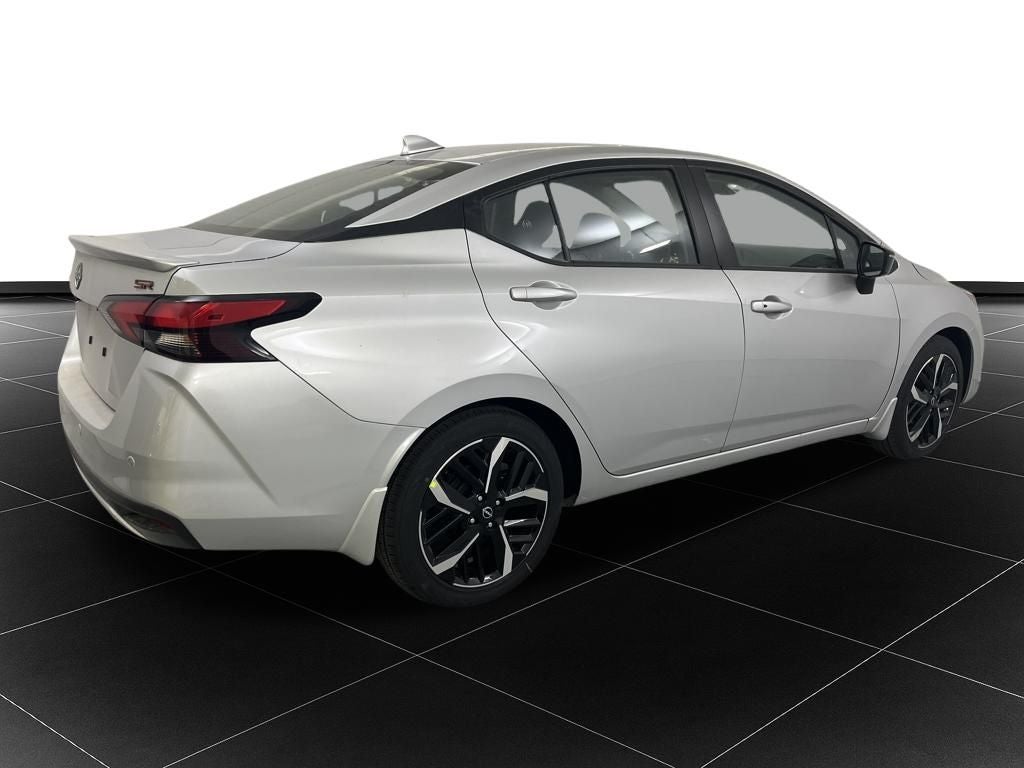 2025 Nissan Versa 1.6 SR