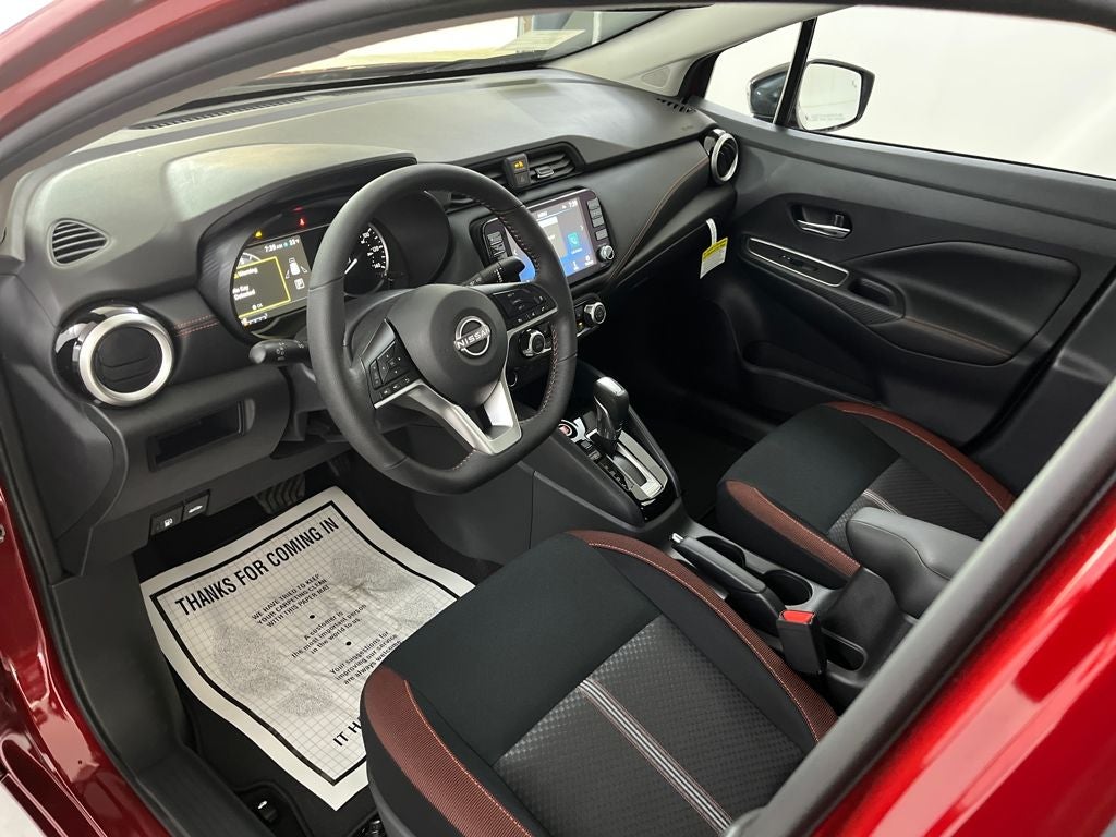 2025 Nissan Versa 1.6 SR