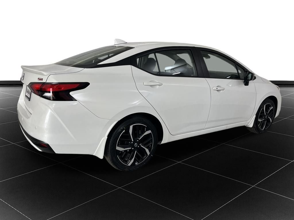 2025 Nissan Versa 1.6 SR