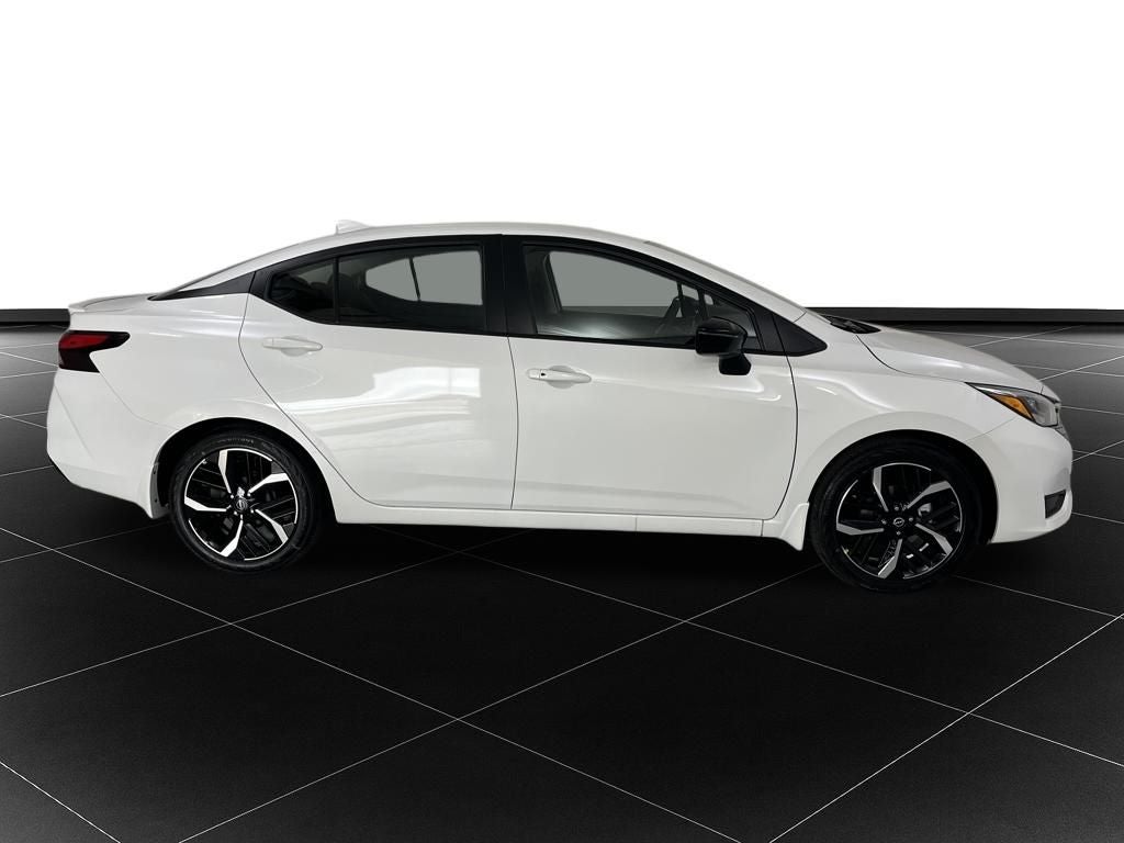 2025 Nissan Versa 1.6 SR