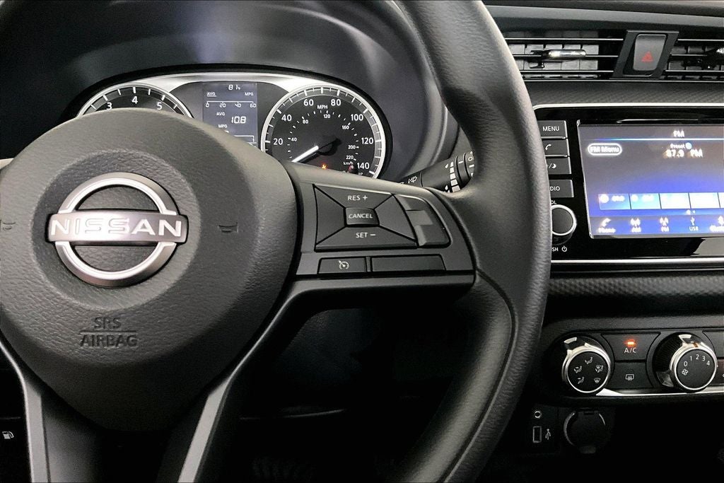 2025 Nissan Kicks Play S