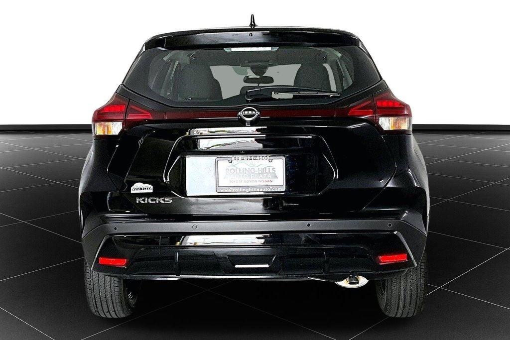 2025 Nissan Kicks Play S
