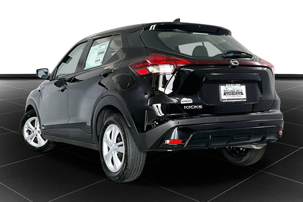 2025 Nissan Kicks Play S