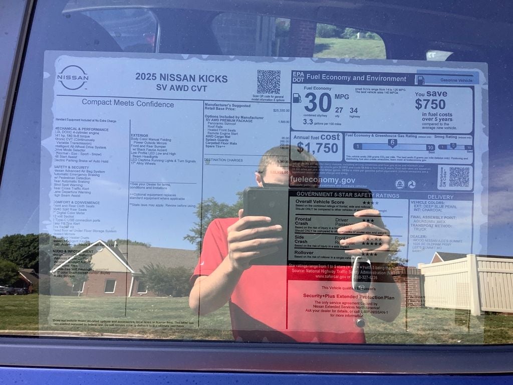 2025 Nissan Kicks SV