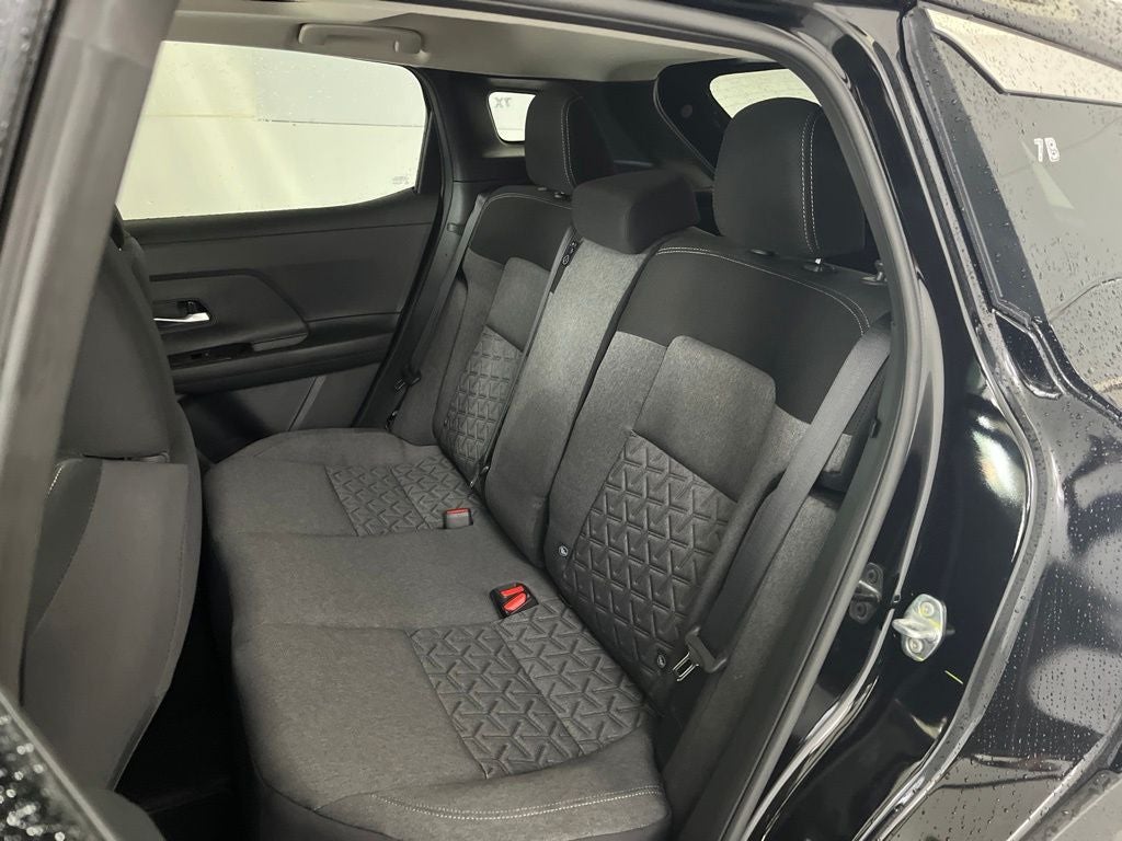 2027 Nissan Kicks SR