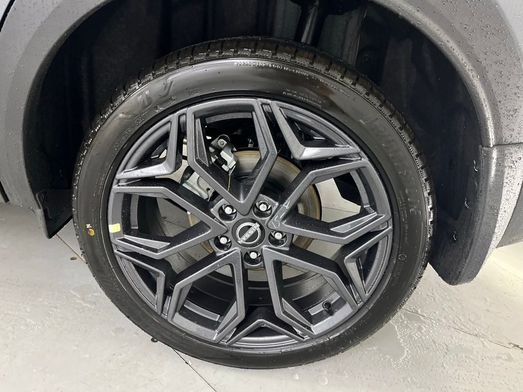 2027 Nissan Kicks SR