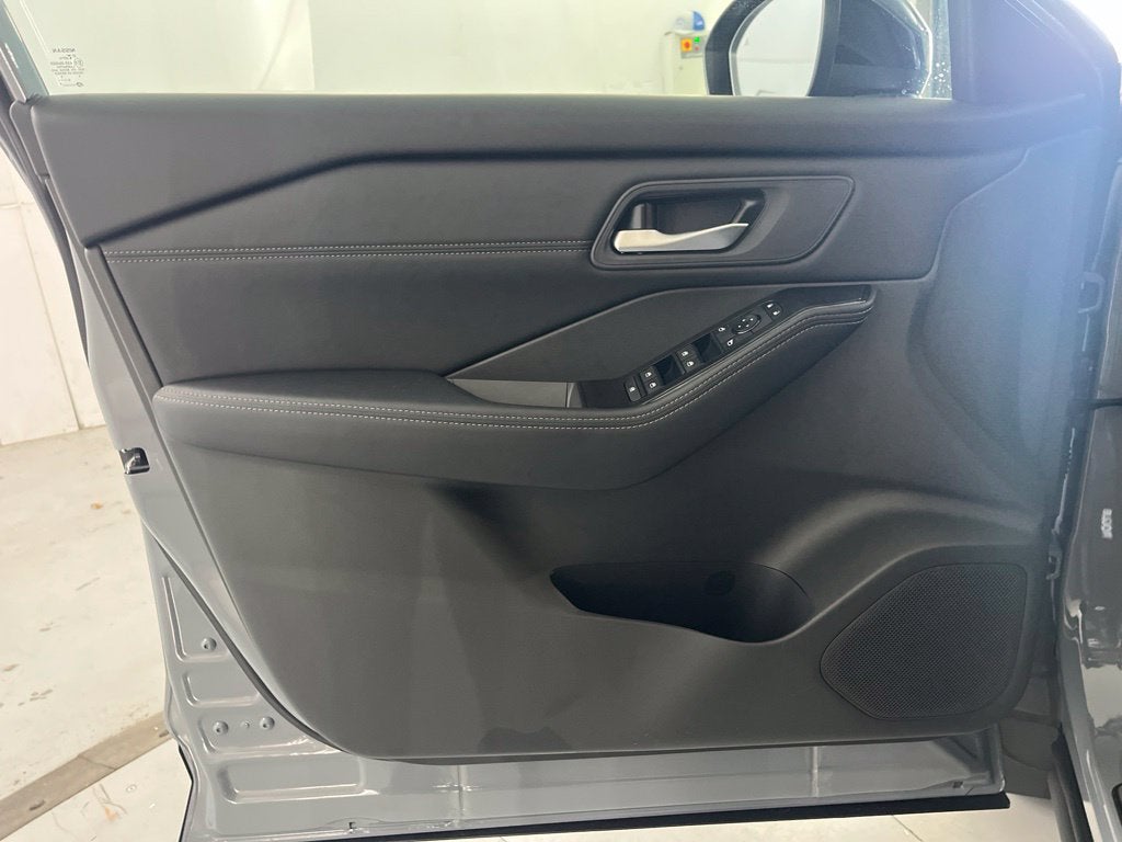 2027 Nissan Rogue SL