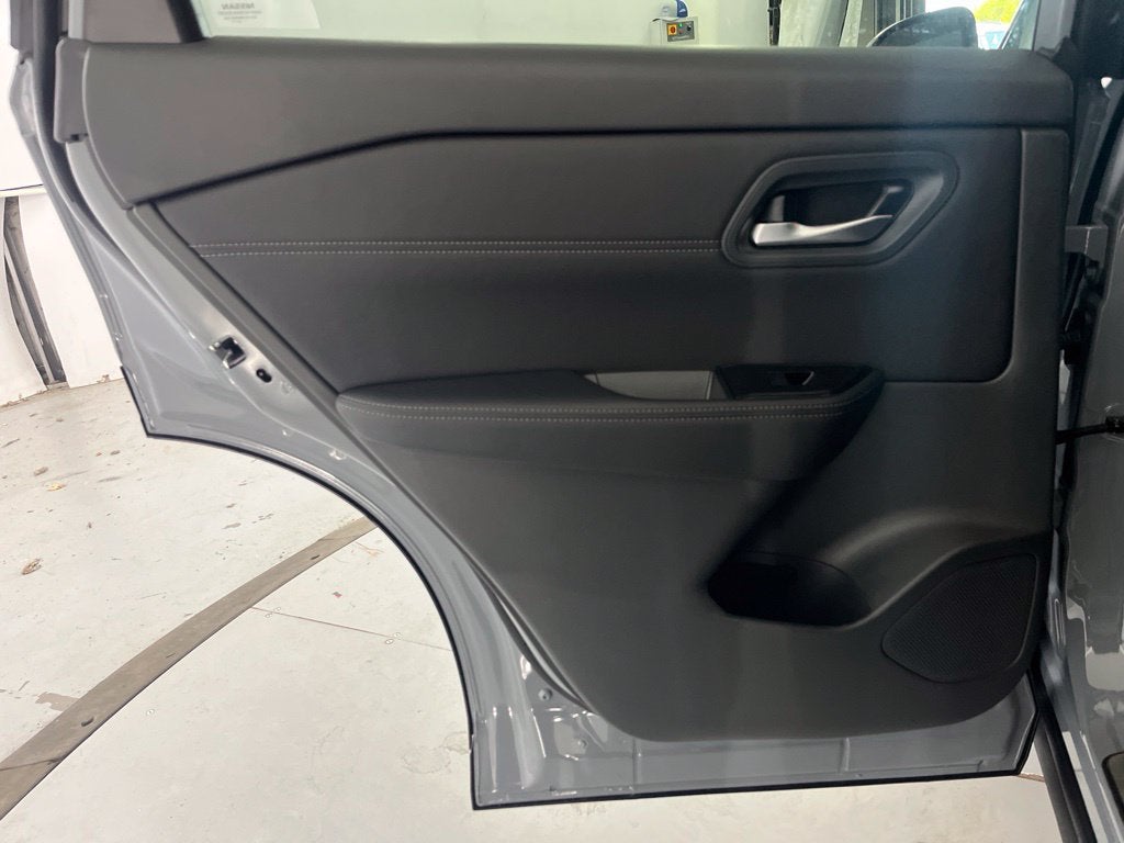 2027 Nissan Rogue SL