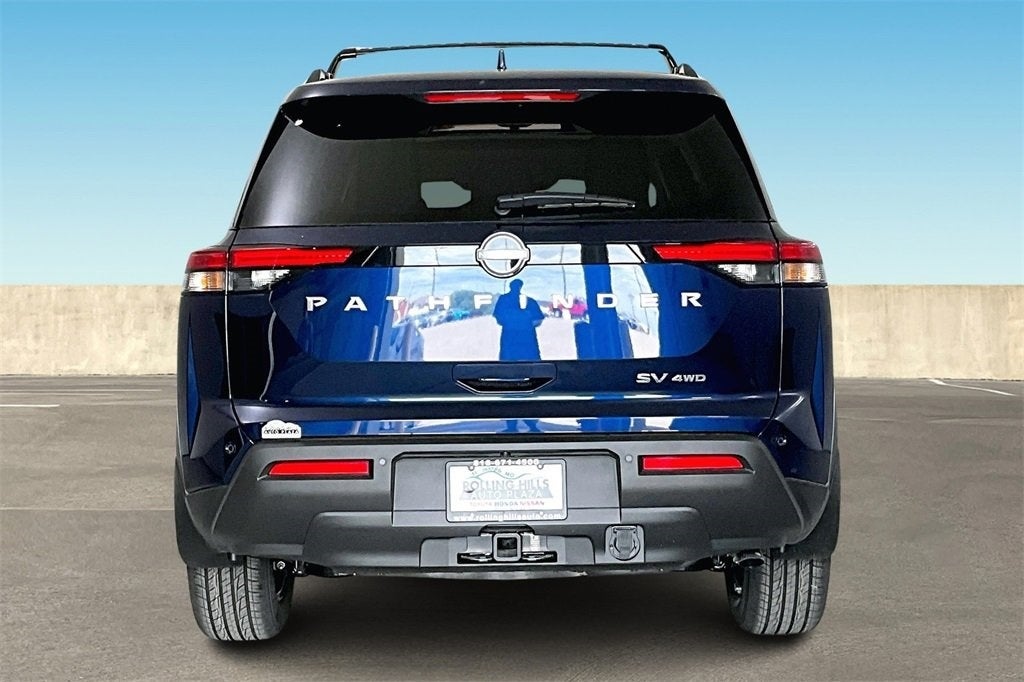 2024 Nissan Pathfinder SV 4WD SV