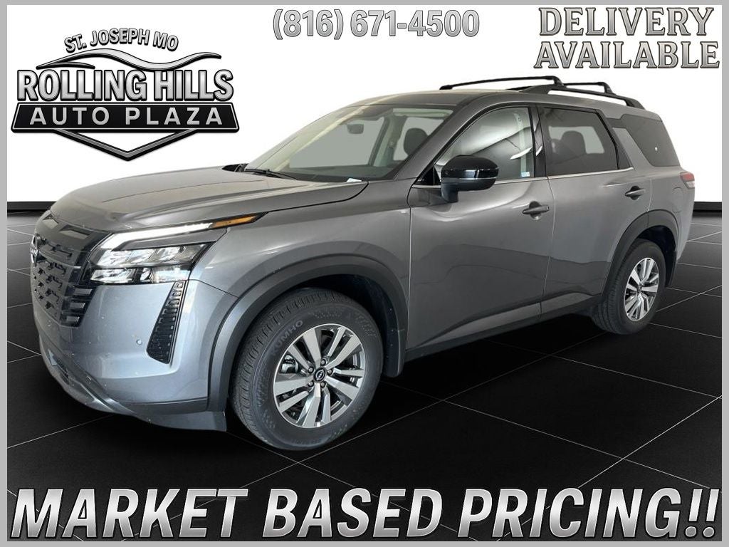 2026 Nissan Pathfinder SL