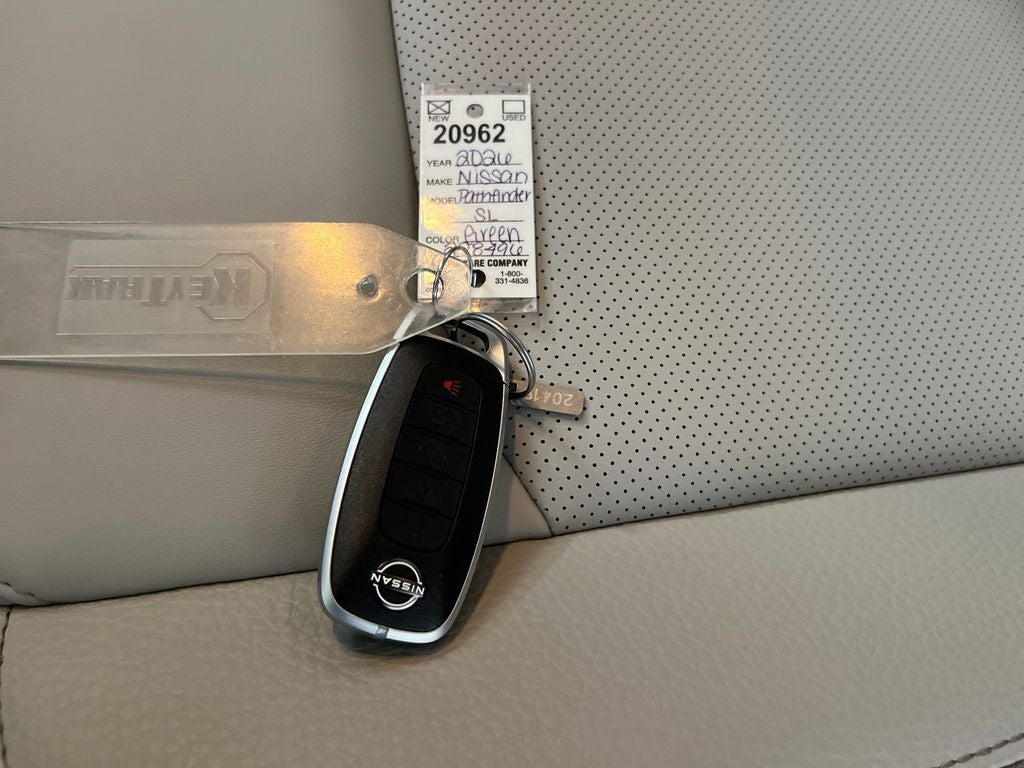 2026 Nissan Pathfinder SL