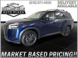 2026 Nissan Pathfinder SL