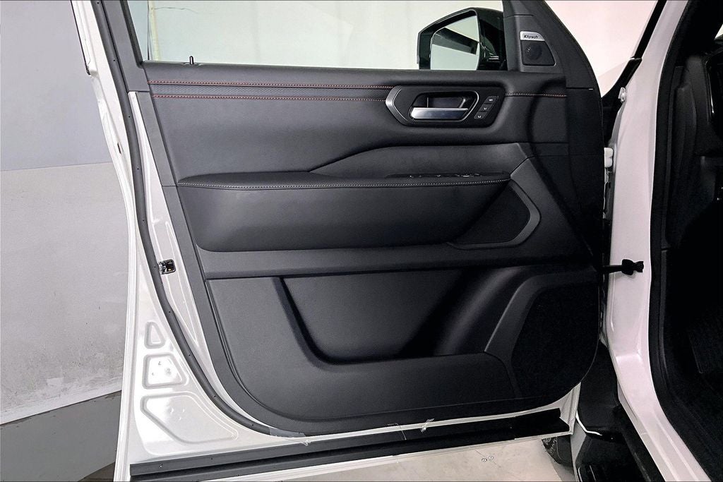 2025 Nissan Armada PRO-4X