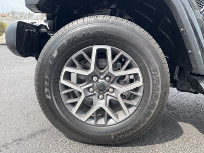 2024 Jeep Wrangler Sahara