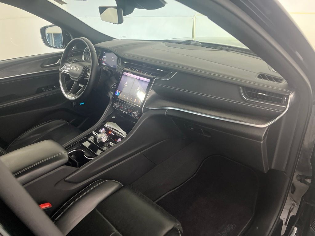 2022 Jeep Grand Cherokee Overland