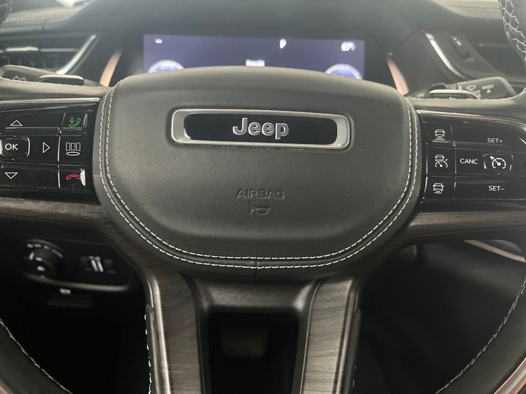 2022 Jeep Grand Cherokee Overland