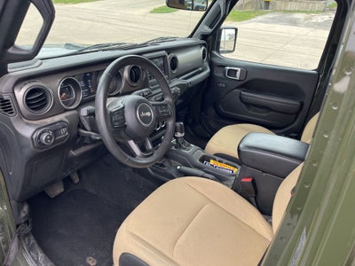 2023 Jeep Gladiator Sport