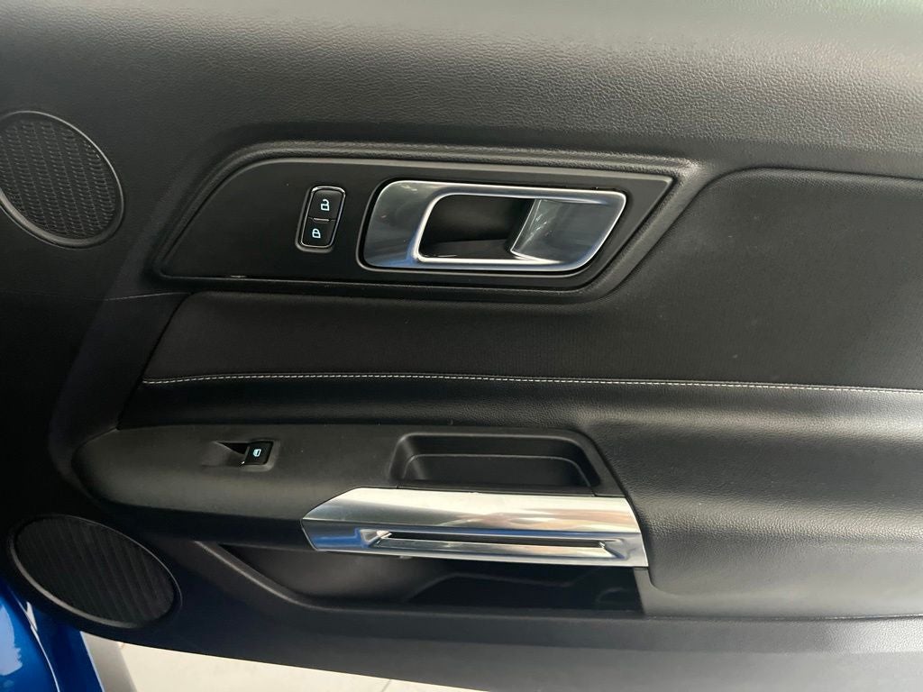 2020 Ford Mustang EcoBoost