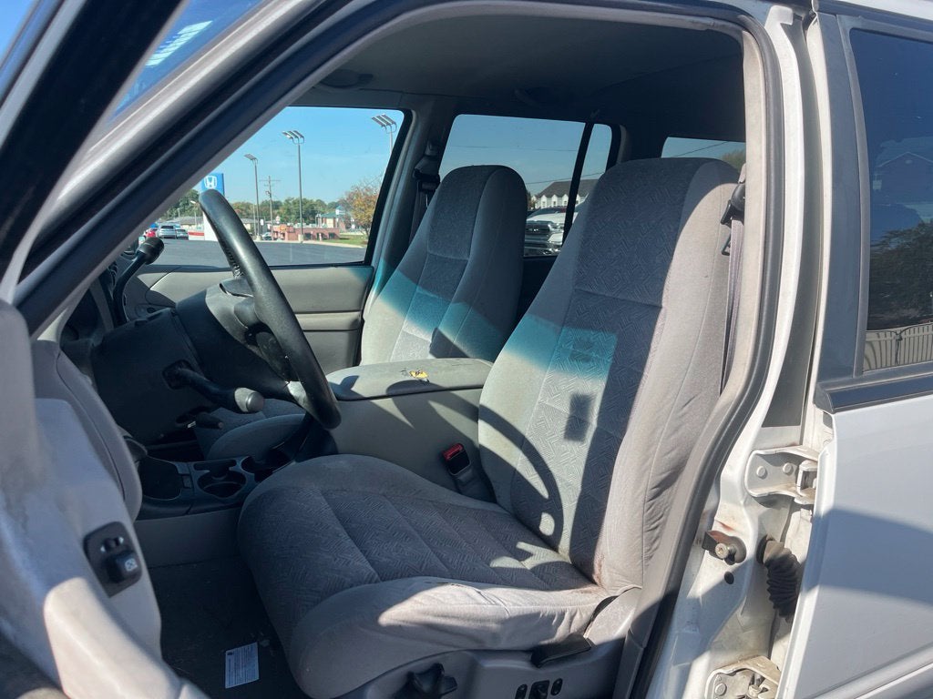 1999 Ford Explorer XLT 112 WB