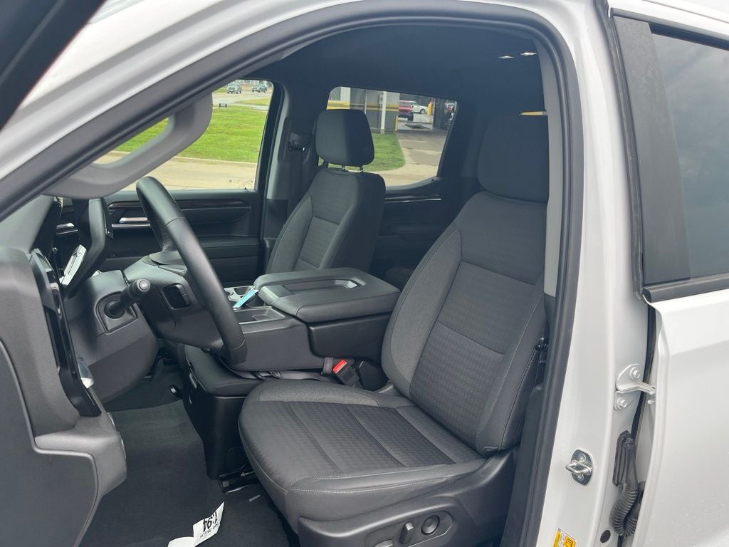 2023 Chevrolet Silverado 1500 LT LT1