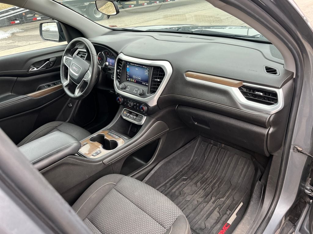 2021 GMC Acadia SLE