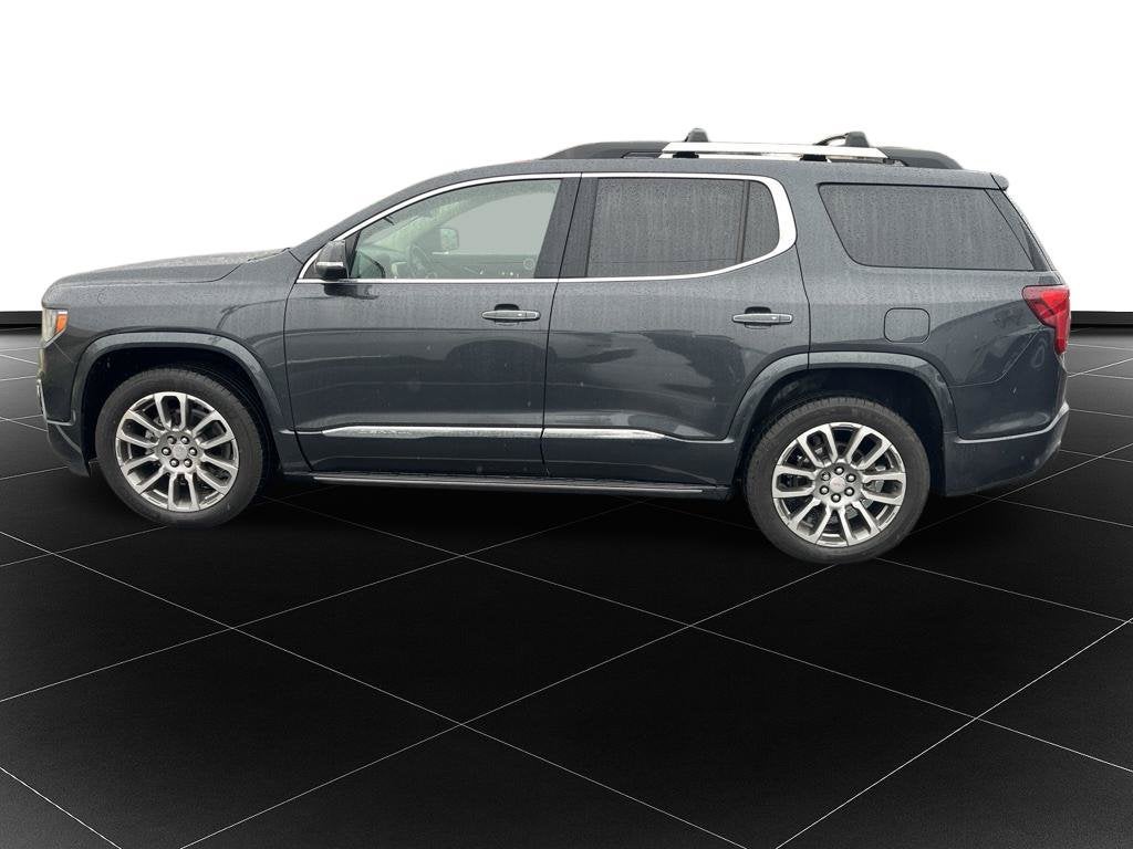 2022 GMC Acadia Denali