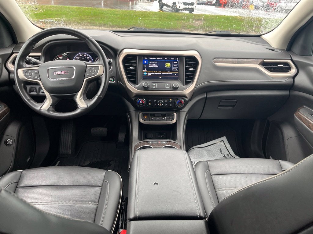 2022 GMC Acadia Denali