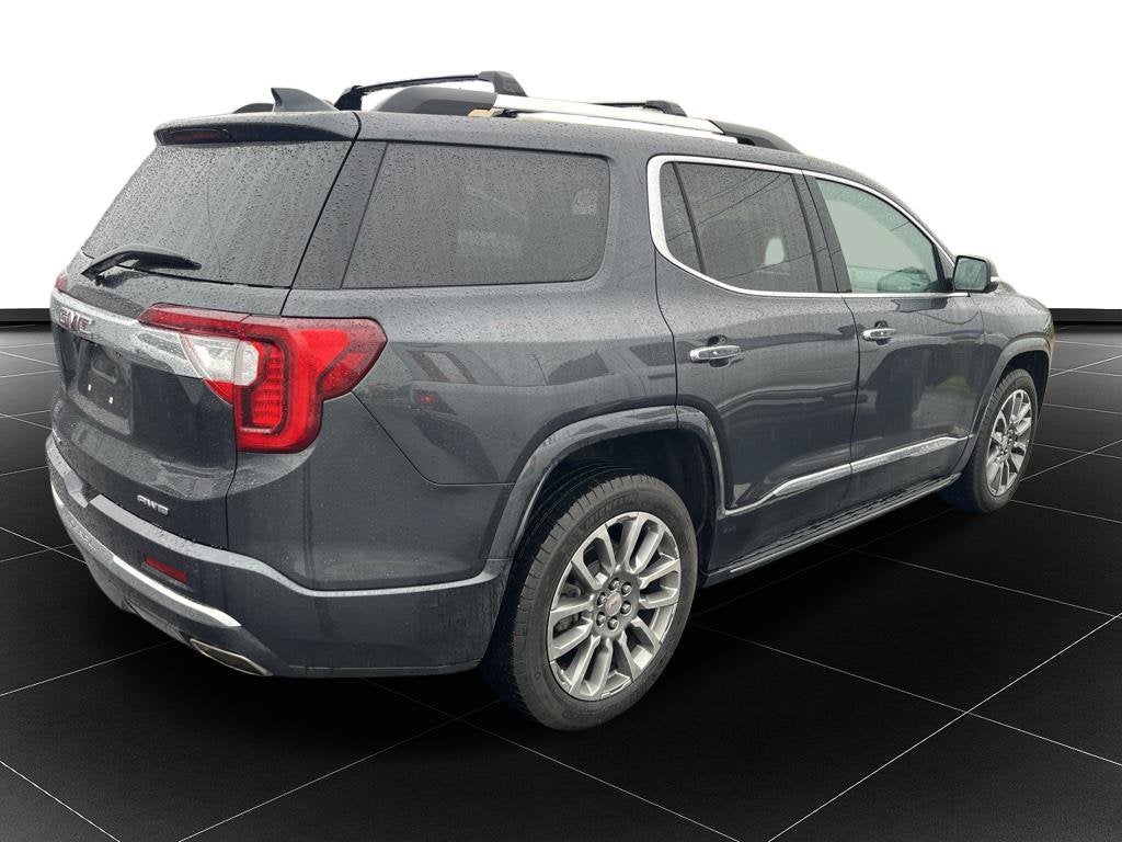2022 GMC Acadia Denali
