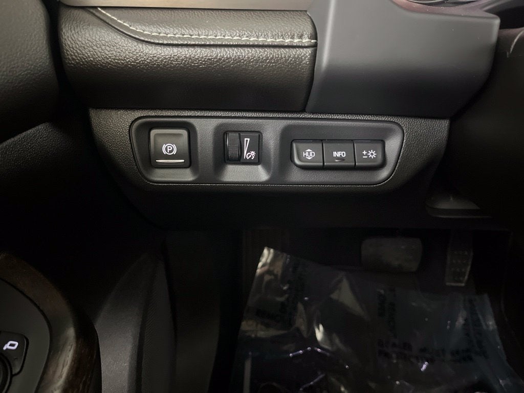 2022 GMC Acadia Denali