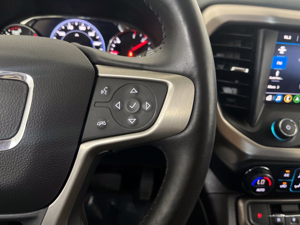2022 GMC Acadia Denali