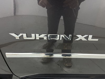 2017 GMC Yukon XL SLT