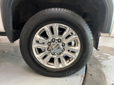 2023 GMC Sierra 2500HD Denali