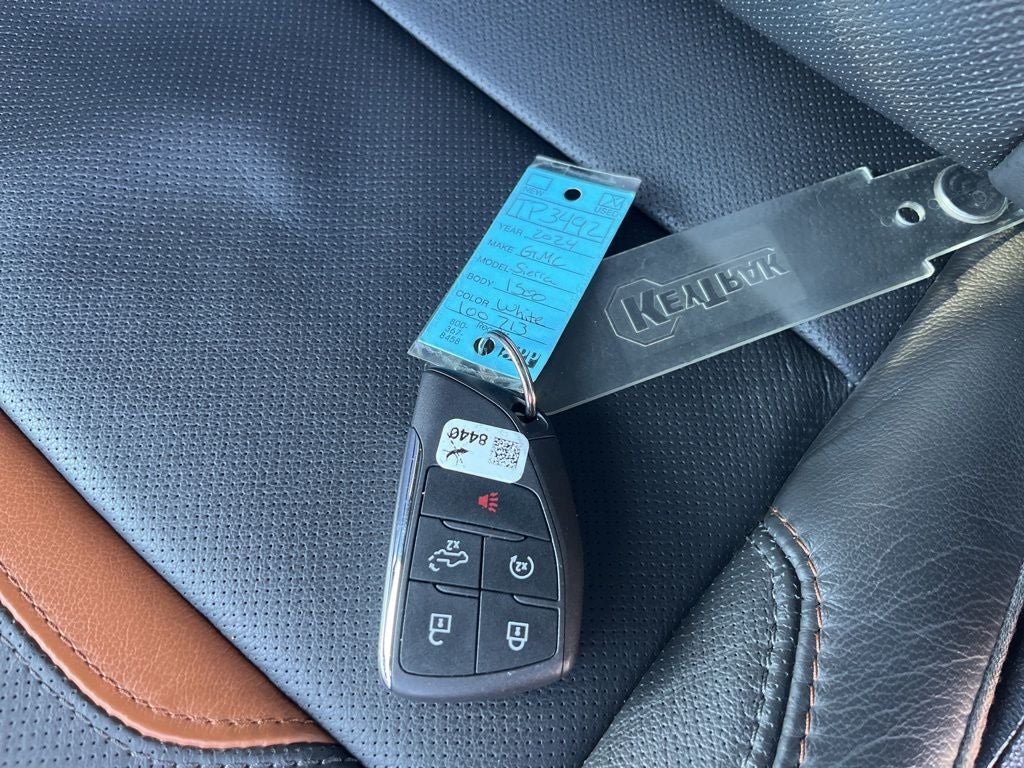 2024 GMC Sierra 1500 AT4