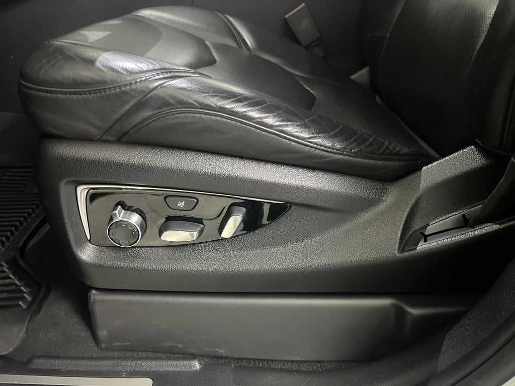 2019 Cadillac Escalade ESV Platinum Edition