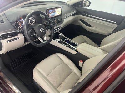 2024 Nissan Altima 2.5 SL