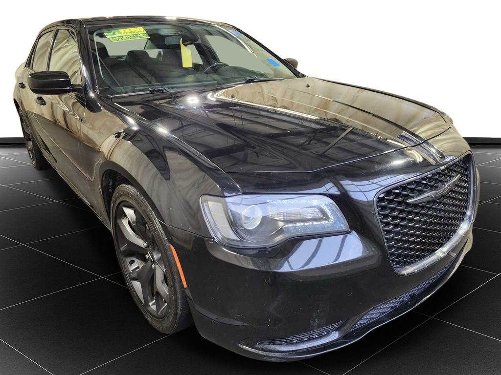 2020 Chrysler 300 Touring